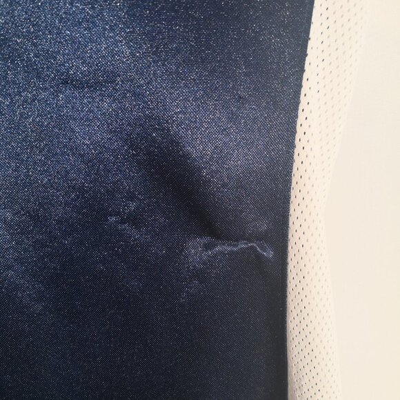 NFL Team Apparel New England Patriots Ladies size Large Jersey/T-shirt - Picture 6 of 6